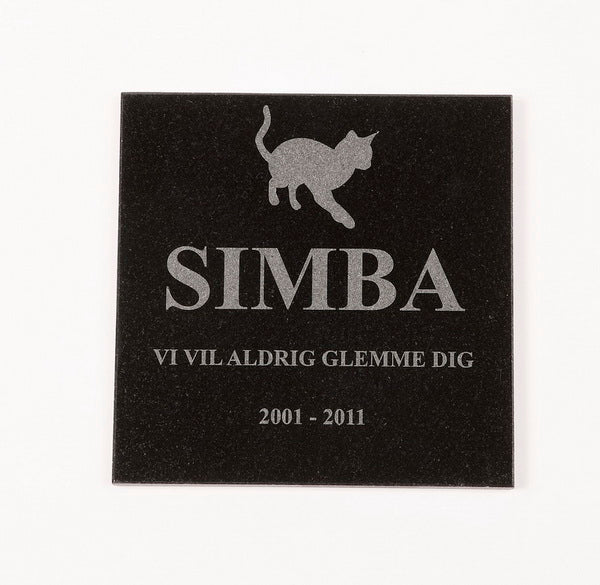 Mindesten til hund/kat i granit